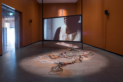 The Cloth In The Cable